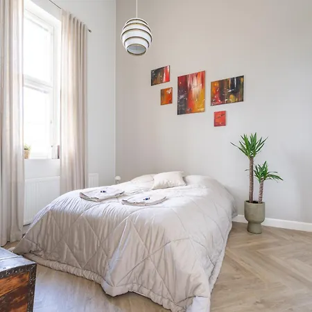 Apartamento Stunning Loft With Water View & Free Garage Parking Kuopio