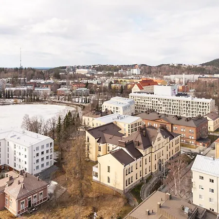 Stunning Loft With View & Free Garage Parking *